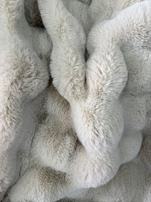 Nordic Happiness Double Hug - Cloud Touch & Silk Glow Tæppe